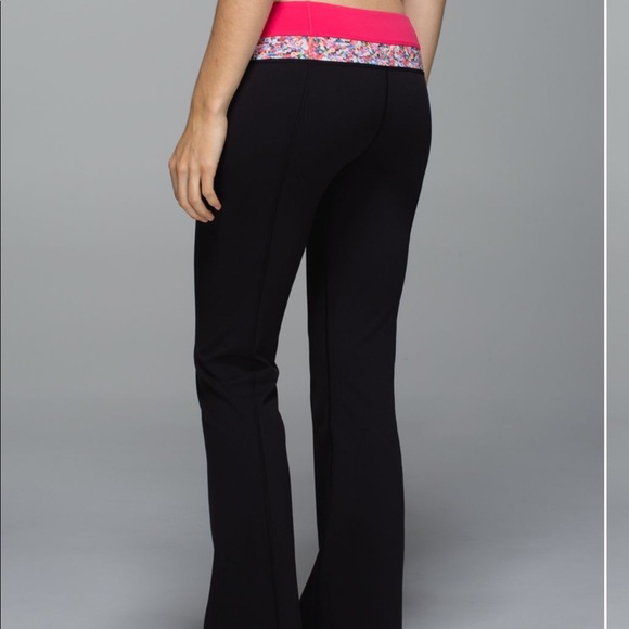 Lululemon Grove Pant.  Full on luon - Picture 2 of 8